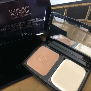 Diorskin Forever 040 Honey Beige Matte Powder